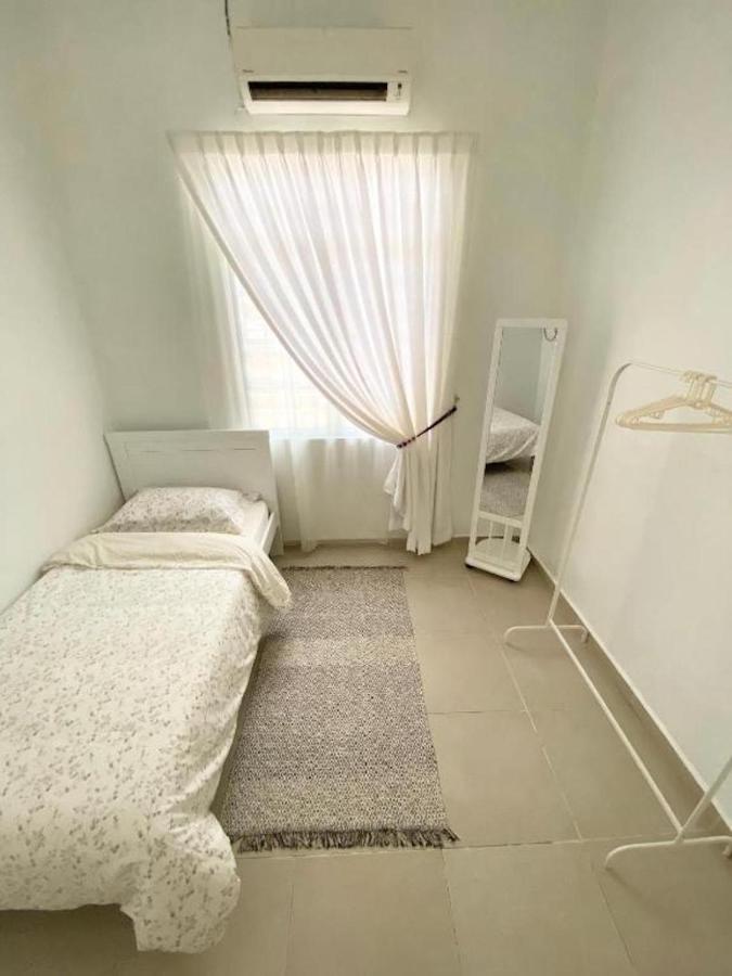 Holiday home Chloe's